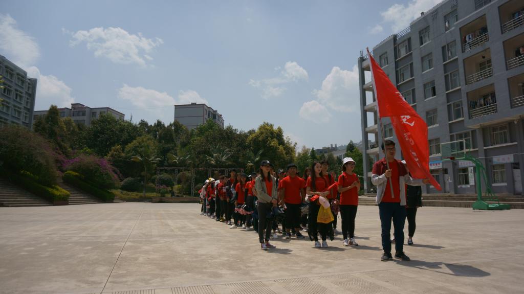 学习雷锋我们在行动